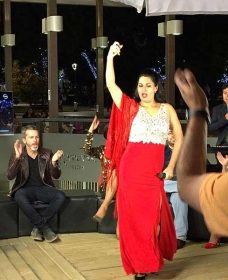 Doble Oficial de isabel Pantoja