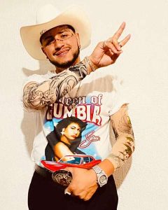 Doble Oficial de Christian Nodal