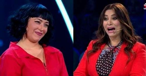 Doble de Mon Laferte