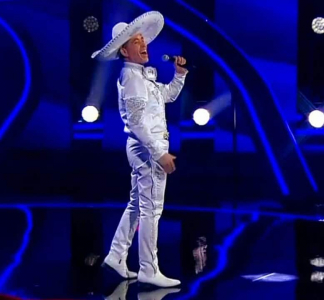 Doble Oficial de Pedro Fernandez