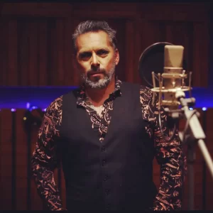 Doble de Miguel Bose