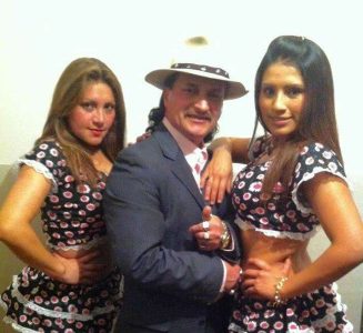 Doble de Antonio Rios